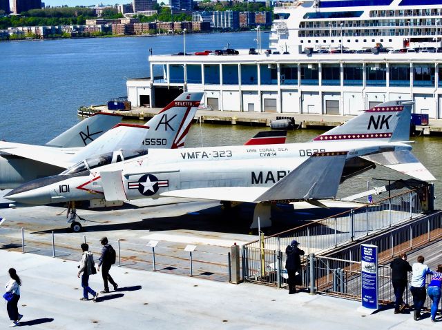 McDonnell Douglas F-4 Phantom 2 (15-0628)