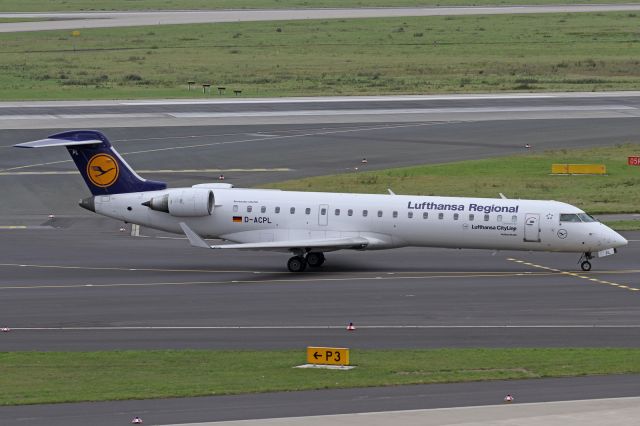 Canadair Regional Jet CRJ-700 (D-ACPL)