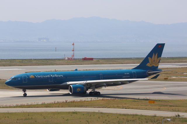 Airbus A330-200 (VN-A376)