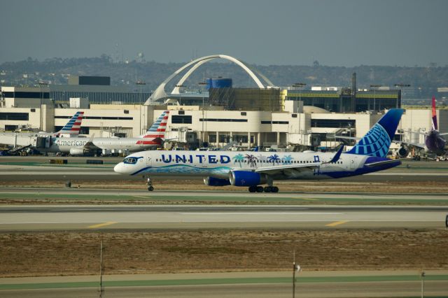 Boeing 757-200 (N14106)