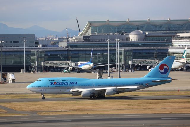 Boeing 747-400 (HL7460)