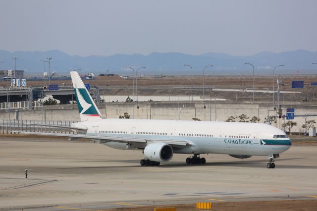 BOEING 777-300 (B-HNM)