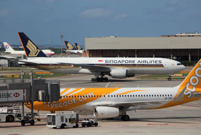 Boeing 777-200 (9V-SVM)