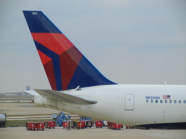 BOEING 767-400 (N835MH) - Departing DFW, operating as todays Troop Transport flight