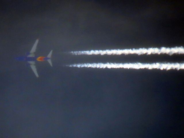 Boeing 737-700 (N7835A)