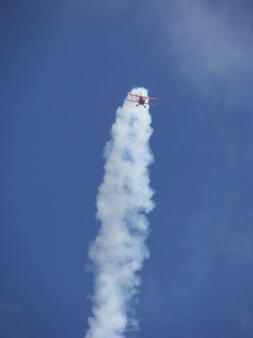 — — - MCAS Miramar Airshow 2008  San Diego, CA  Sean D Tucker in the Oracle Challenger!