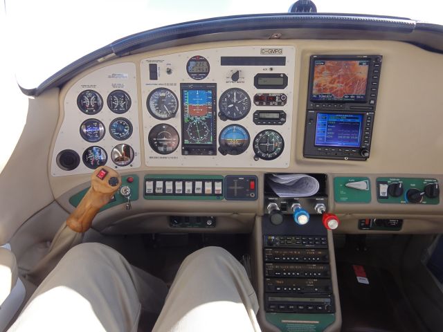 Cessna 350 (C-GMPG) - Corvalis 300