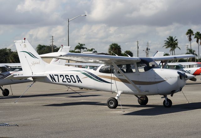 Cessna Skyhawk (N7260A)