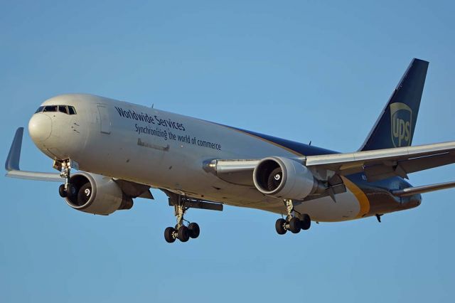 BOEING 767-300 (N311UP) - UPS Boeing 767-34AF(W) N311UP at Phoenix Sky Harbor on August 28, 2018.