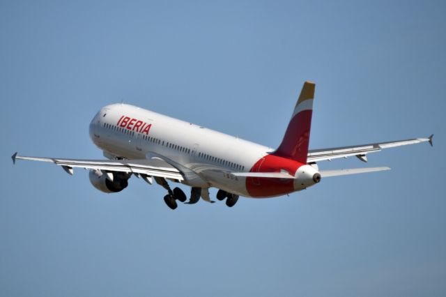 Airbus A321 (EC-JNI) - 05/02/2016