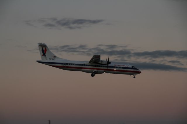 ATR ATR-72-211 (N342AT)