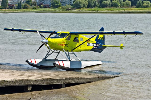 De Havilland Canada DHC-2 Mk1 Beaver (C-FJOS) - experimental electric plane