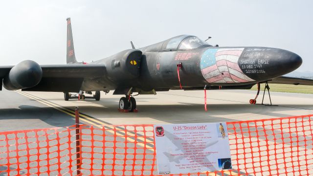 Lockheed ER-2 (6810329) - 2016:09:24 14:35:24br /Osan Air Power Day 2016