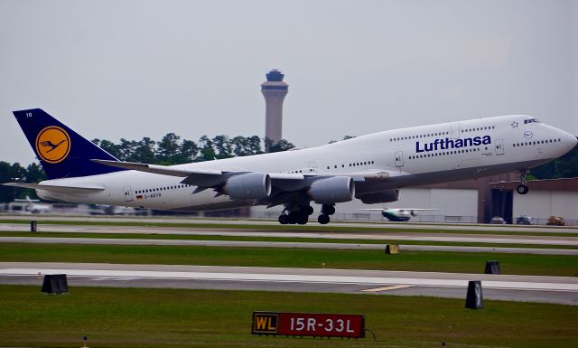 BOEING 747-8 (D-ABYR)