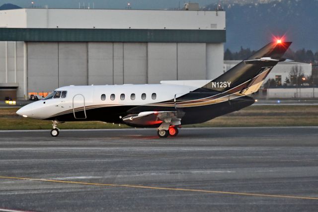 Hawker 800 (N12SY)