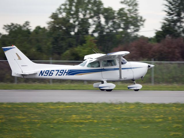 Cessna Skyhawk (N9679H)