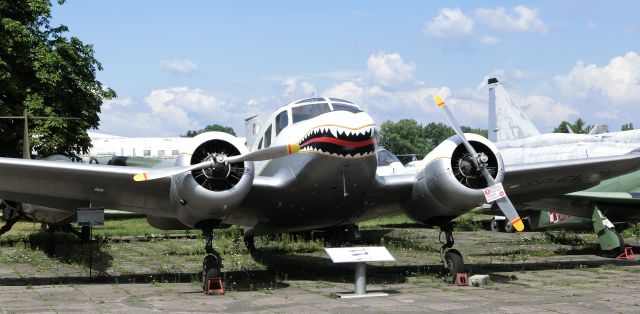 — — - Cessna UC-78 ---- Air Museum Krakow