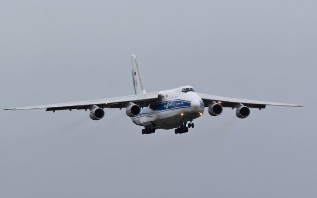 Antonov An-124 Ruslan (RA-82044) - volga-dnepr an-124-100 ra-82044 about to land at shannon from nantes 2/3/17.