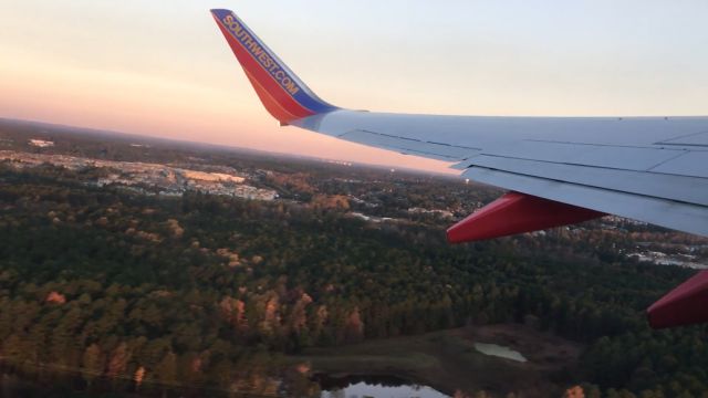 Boeing 737-700 (N7747C) - Climbing out of Raleigh for Atlanta on a beautiful morning on November 11, 2017.