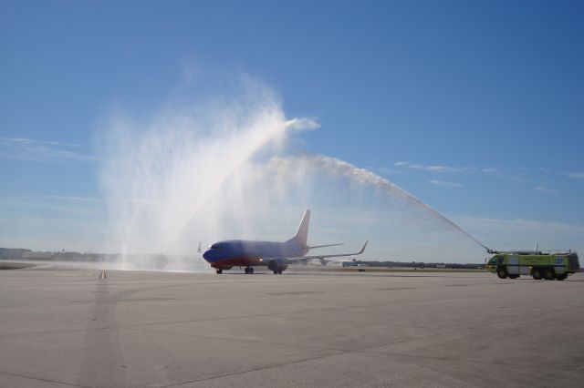 Boeing 737-700 (N607SW) - My last flight of 41 years of flying the 737, WN2334 KHOU-KMCO