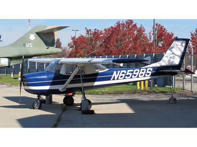 Cessna Commuter (N6598S) - In fornt of the Lexington Air Museum.