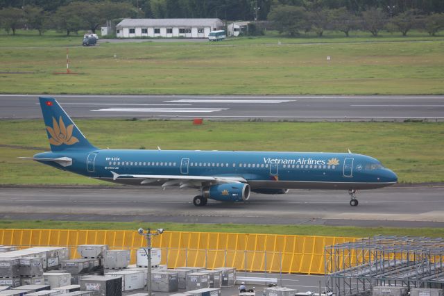 Airbus A321 (VN-A334)