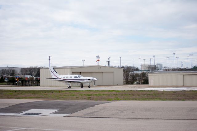 Piper Malibu Mirage (N388TW) - Piper Meridian Take-Off