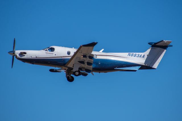 Pilatus PC-12 (N883AA)