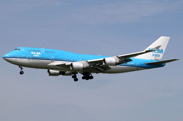 Boeing 747-400 (PH-BFM)
