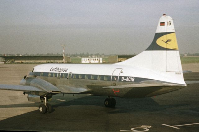 CONVAIR CV-340 Convairliner (D-ACIG) - 1967 at Düsseldorf (EDDL)