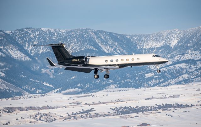 Gulfstream Aerospace Gulfstream V (N27LX) - Nice G550 arriving into BZN from ST Thomas 