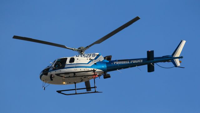 Eurocopter AS-350 AStar (N352FB)