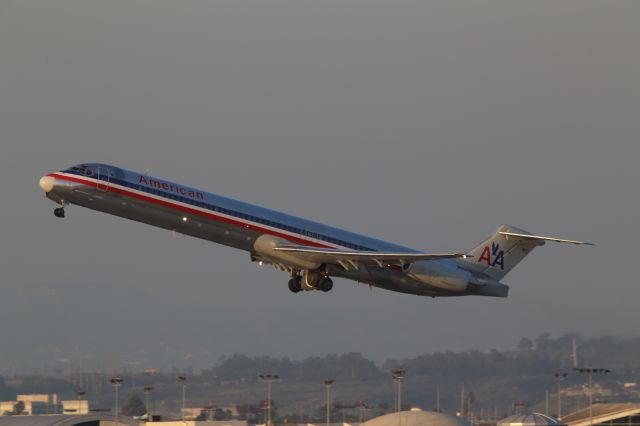 McDonnell Douglas MD-80 (N965TW)