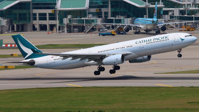 Airbus A330-300 (B-LAP) - Oseong Mt. Observatory