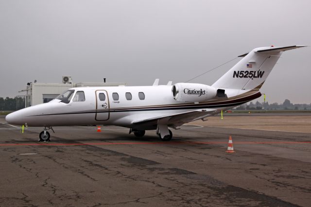 Cessna Citation CJ1 (N525LW)