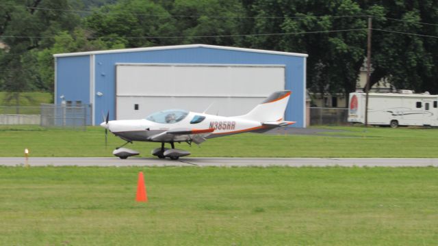 Experimental 100kts (N385RR)