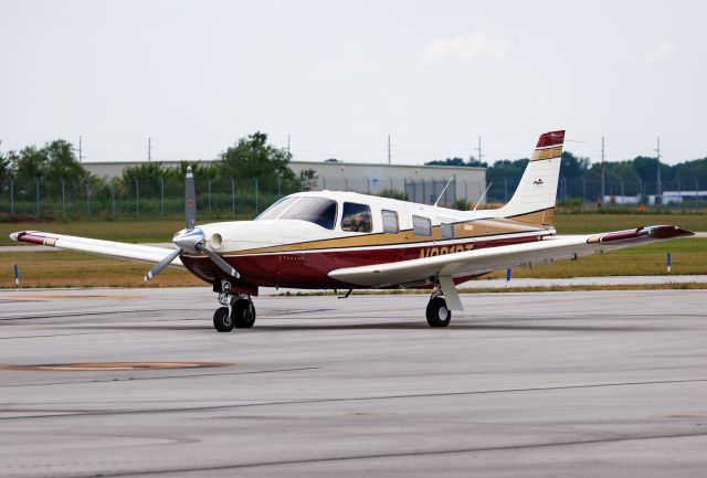 Piper Saratoga/Lance (N881DT)
