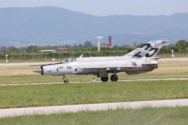Sikorsky S-70 (N116) - 20240510 One of the last Croatian Mig-21s takes off for a demo flight