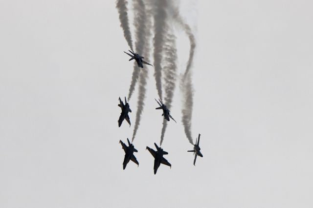 McDonnell Douglas FA-18 Hornet (16-3462) - The US Navy Blue Angels on rehearsal day at Thunder Over Michigan on 1 Sept 2017.