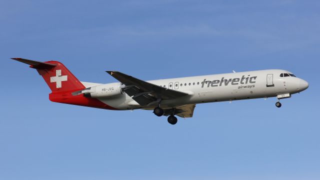 Fokker 100 —