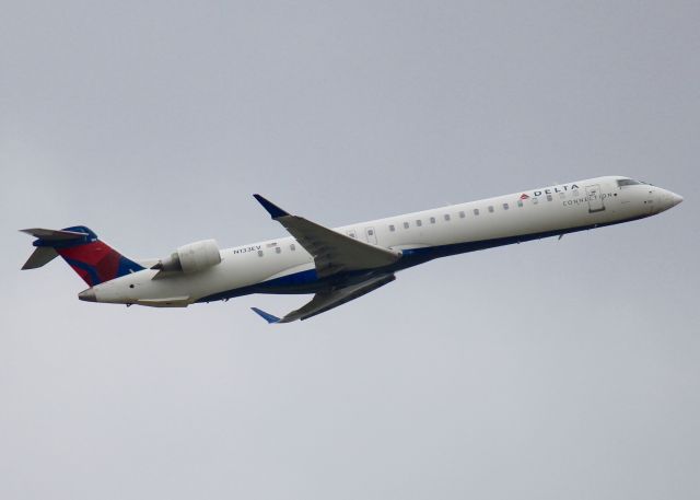 Canadair Regional Jet CRJ-900 (N133EV) - At Shreveport Regional.