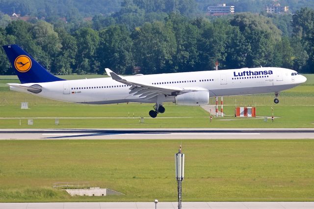 Airbus A330-300 (D-AIKE)