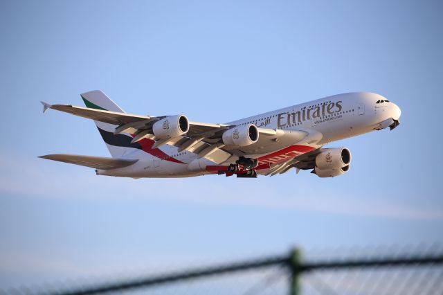 Airbus A380-800 (A6-EVJ)