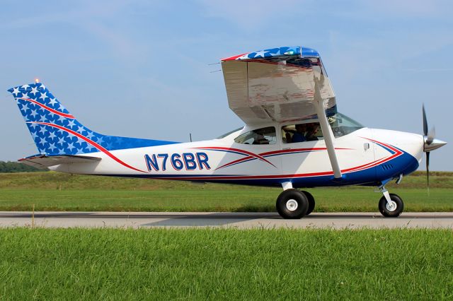 Cessna Skylane (N76BR)