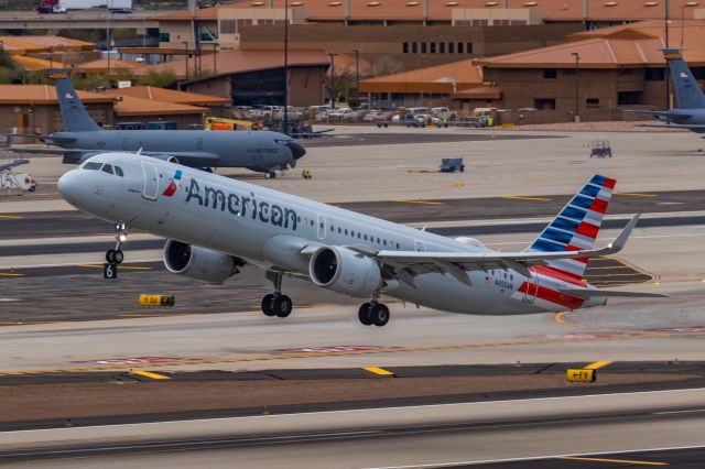 Airbus A321neo (N455AN) - An American Airlines A321 neo taking off from PHX on 2/14/23. Taken with a Canon R7 and Canon EF 100-400 II L lens.
