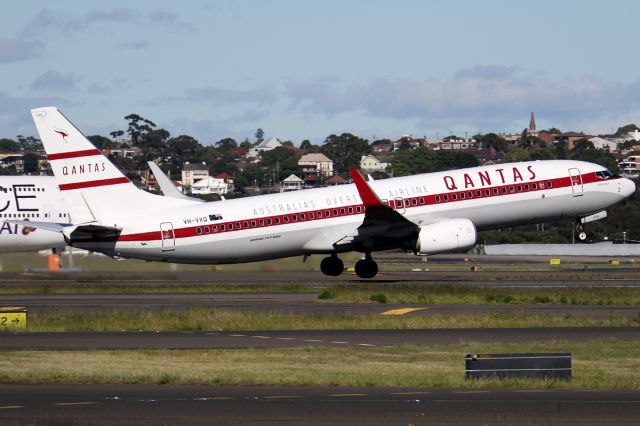 Boeing 737-800 (VH-VXQ) - on 3 December 2017