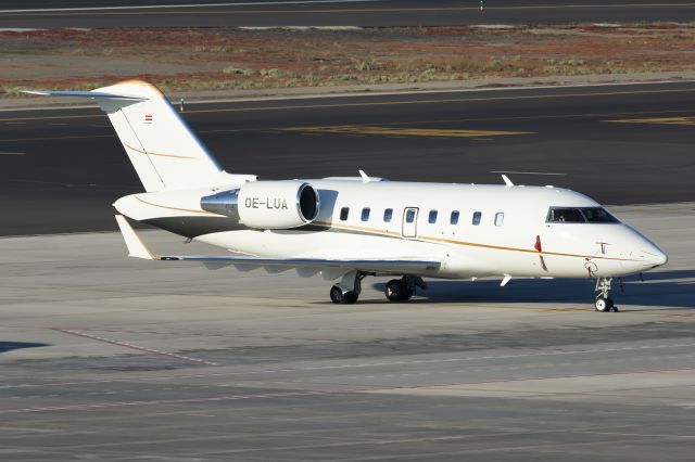 Canadair Challenger (OE-LUA) - TENERIFE SURbr /02 MAY 2021