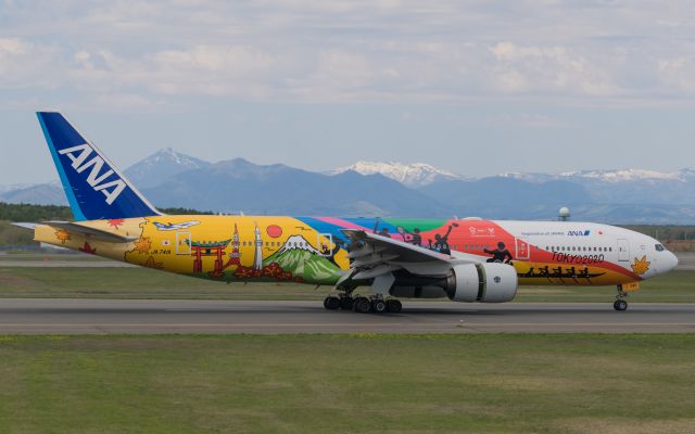 Boeing 777-200 (JA741A) - “Hello 2020 Jet Livery”br /All Nippon Airways[NH/ANA] / Boeing 777-281（ER）br /May.20.2018 New Chitose Airport [CTS/RJCC] JAPAN