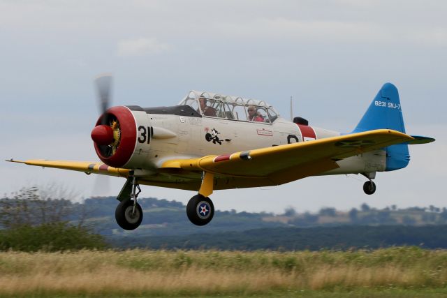 North American T-6 Texan (HB-RCN)