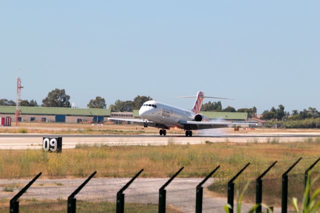 Boeing 717-200 (EC-LPM)